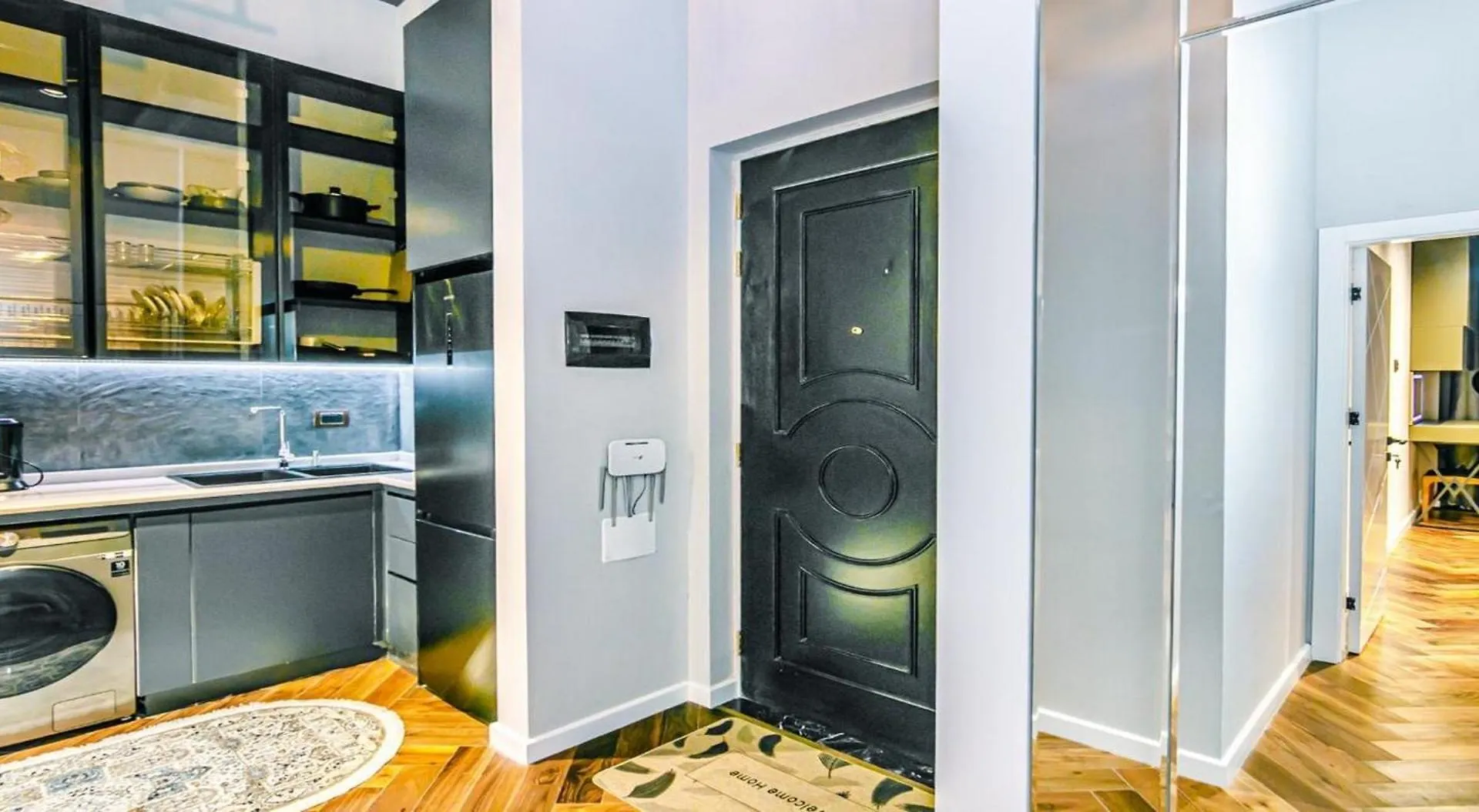 Luxury 1 Bedroom White City Baku 0*,